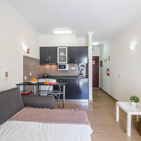 Albufeira Beach Studio Apartment