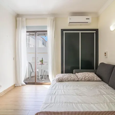 Albufeira Beach Studio شقة البوفيرا